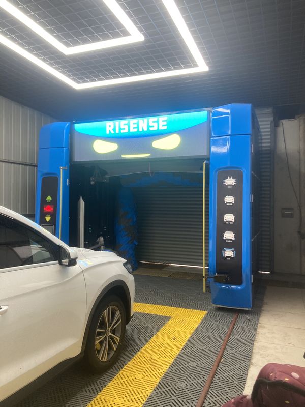 Lavatrice automatica a color zaffiro CF380 con schermo pubblicitario intelligente