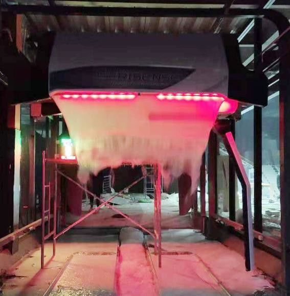 360 attrezzature di lavaggio auto senza contatto con potenza di uscita di 42 kW e sistema di spruzzatura senza asciugatura