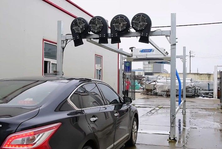 Installare spazio L*W*H 7600*3500*3300 Single Arm Touchless Robo Auto Washing System HP-230 Risense