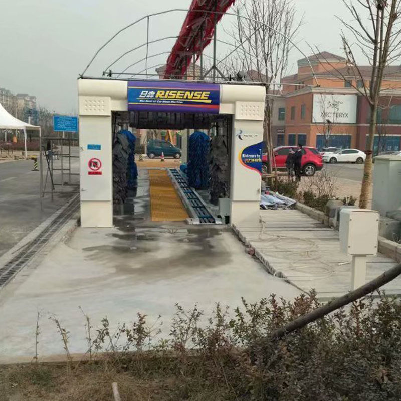 17580*3800*3440mm Tunnel di lavaggio automatico con 14 spazzole e asciugatrice d'aria