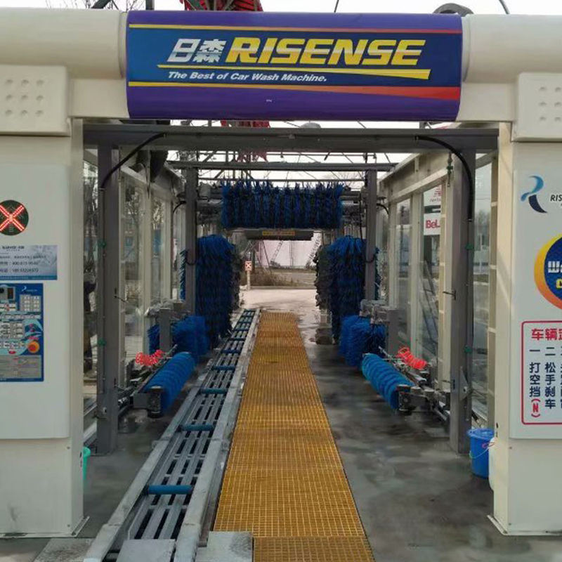 17580*3800*3440mm Tunnel di lavaggio automatico con 14 spazzole e asciugatrice d'aria